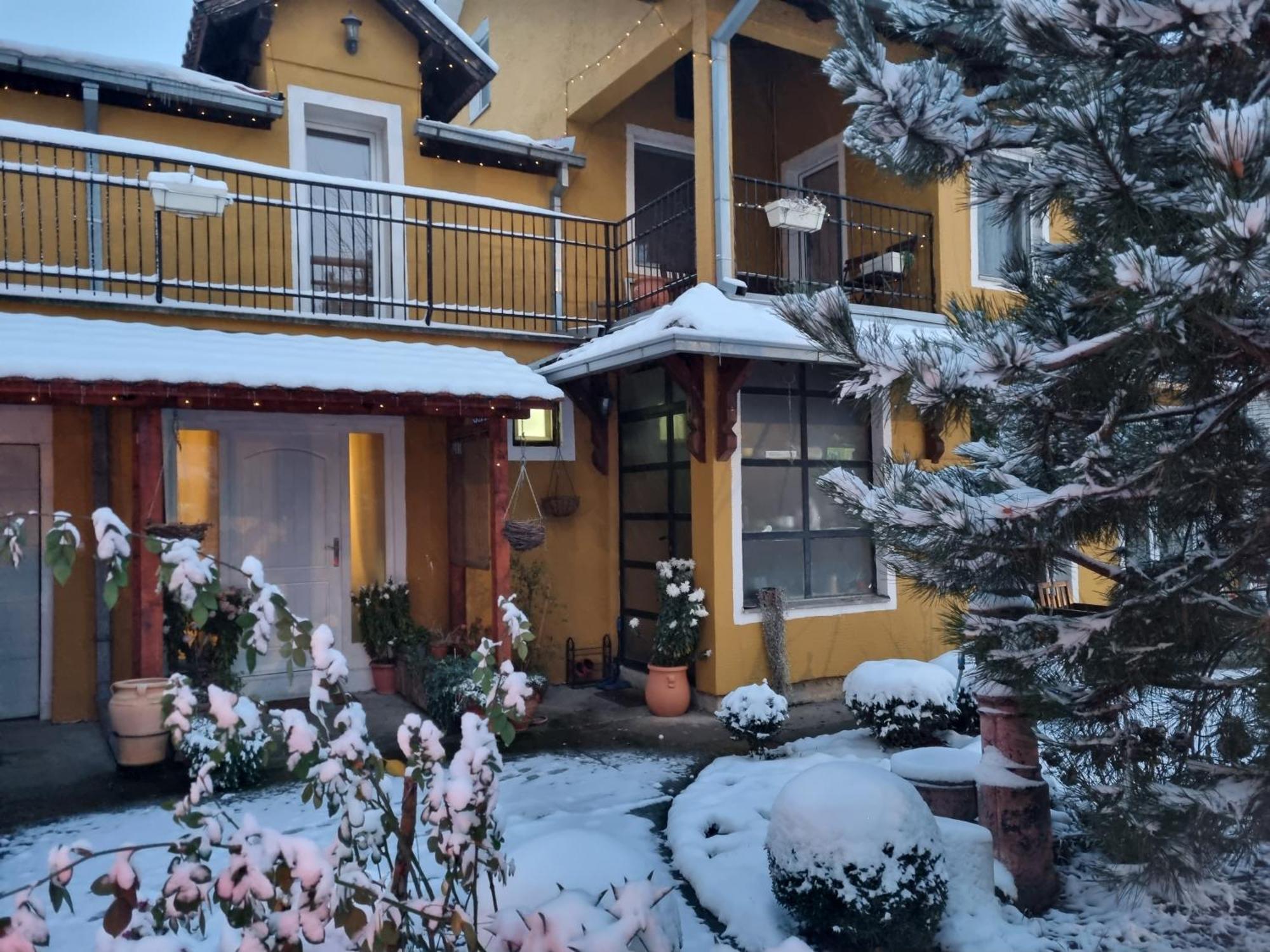 Natura Apartment Belgrad Exterior foto