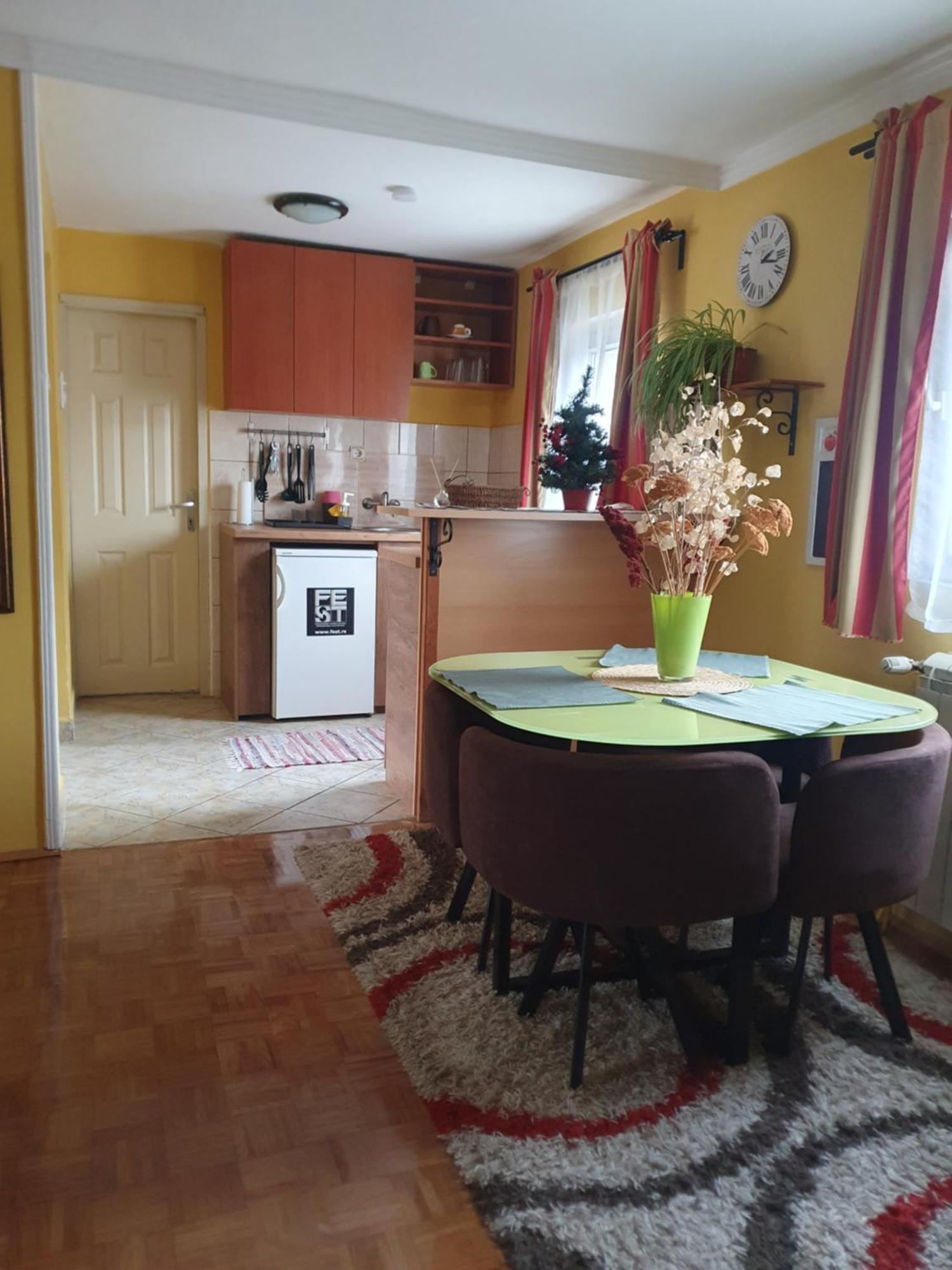 Natura Apartment Belgrad Exterior foto